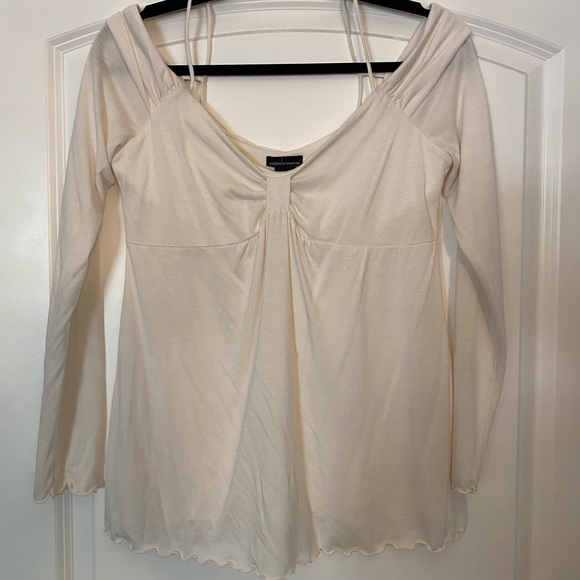 Victoria’s Secret cold shoulder top - Picture 1 of 6